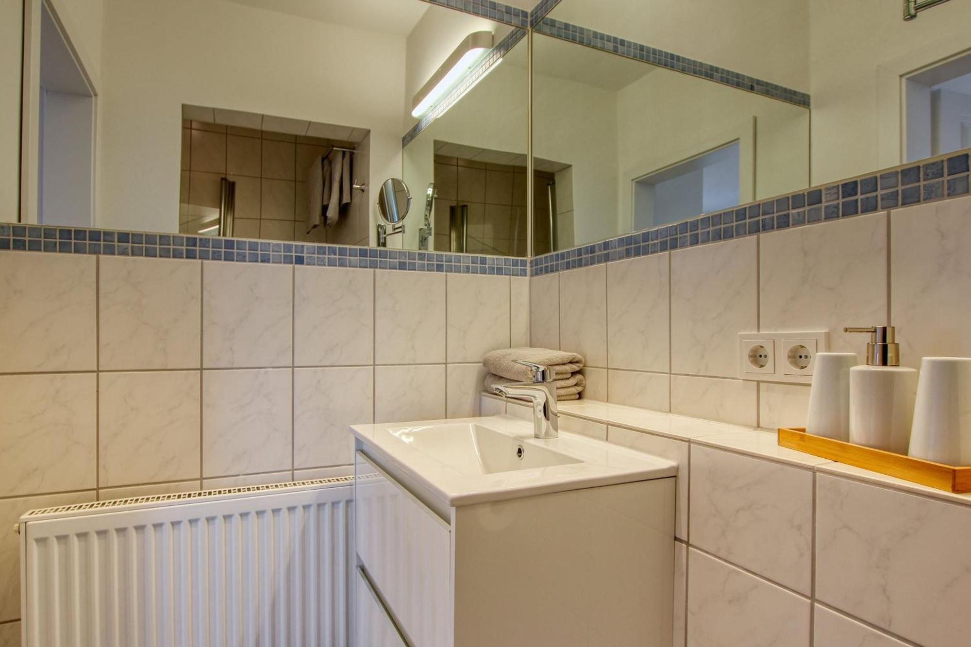 Landhaus Am Ufer - Wohnung 1 Heiligenhafen Extérieur photo